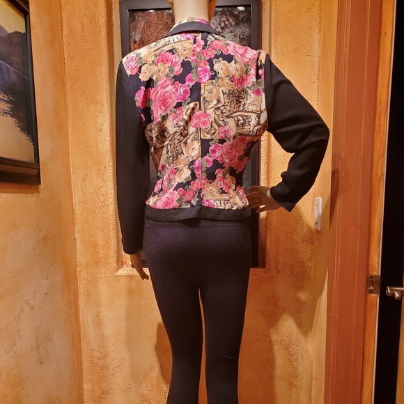RAMPAGE blouse/jacket/top Women Small Black/floral - Picture 4 of 8